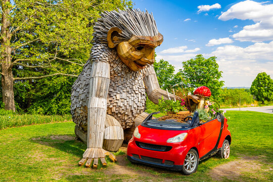 Thomas Dambo Troll Sculpture In Omaha