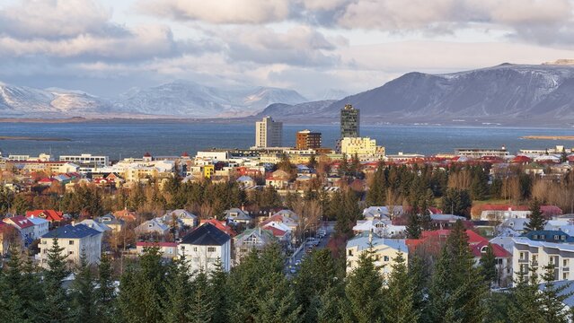 Cityscape, Reykjavik and Faxafl&oacute;i Bay in the evening, Reykjavik, Iceland