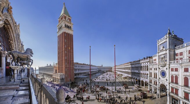 St Mark's Square with Campanile, Procuraties, the Quadriga of the Horses of San Marco and the Clock Tower, Venice, Veneto, Adriatic Sea, Northern Italy, Italy