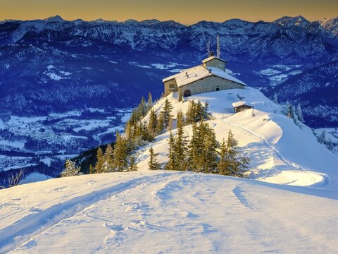 Eagle's Nest, lonely ski track at the Eagle's Nest, winter landscape, Berchtesgaden National Park, Berchtesgaden Alps, Sch&ouml;nau am K&ouml;nigssee, Berchtesgadener Land, Upper Bavaria, Bavaria, Germany