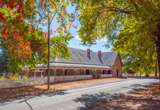 Deloraine, a historic house at the entrance to Tenterfield