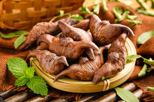 Fresh Water Chestnuts Lingjiao in Bamboo Basket - Traditional Hubei Chinese Food Specialty Ingredient