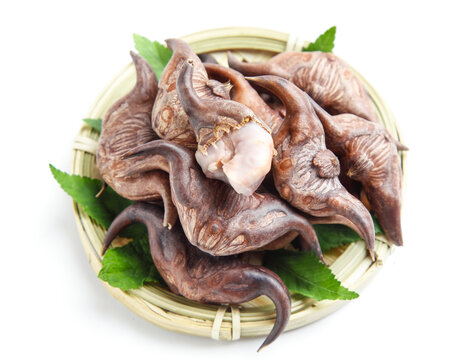 Fresh Shiitake Mushrooms in Bamboo Basket - Hubei Specialty Asian Ingredient Close-up