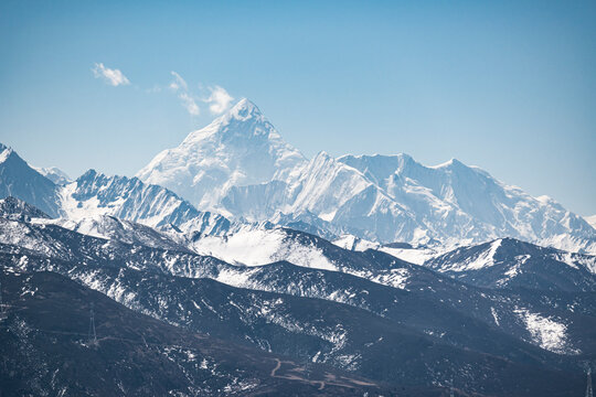 Overlooking Mount Gongga(Minya Konka).As the highest peak in Sichuan, Mount Gongga(Minya Konka) stands at 7,508 meters above sea level and is known as "the King of Sichuan Mountains".
