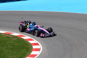 Obraz premium May 22, 2026, Montreal, Canada, F1 Academy car races through Circuit Gilles Villeneuve during Grand Prix weekend. g.