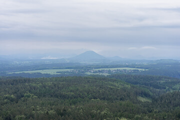 Obraz premium Atmospheric morning view from Grosser Zschirnstein, Saxon Switzerland, Germany.
