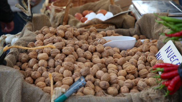 Nueces, Casar de Periedo, Cantabria, Espa&ntilde;a