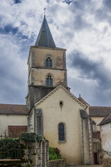 Obraz premium Époisses is a French town and commune, in the Burgundy region, Côte-d'Or department, in the Montbard district and Semur-en-Auxois canton.