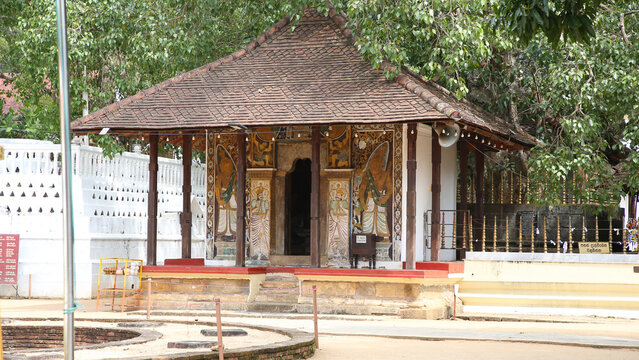 Santuario Natha Davalaya, Templo del diente (Sri Dalada Maligawa), Kandy (Sri Lanka)
