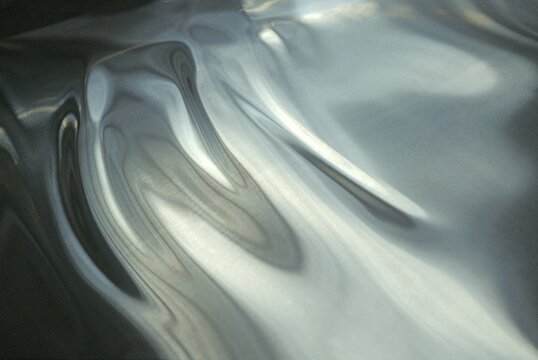 Oil on aluminium plate