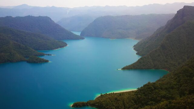 Laguna Brava, vista aereo dron, Nent&oacute;n, Huehuetenango, Guatemala