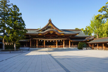 Fototapeta premium Samukawa Shrine Main Hall in Kanagawa, Japan in May
