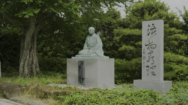 Statue of Hanaoka Seishū, Pioneer of the World&rsquo;s First Successful General Anesthesia Surgery, Kinokawa, Wakayama, Japan　「世界初の麻酔手術を成功させた医聖・華岡青洲像」和歌山県紀の川市
