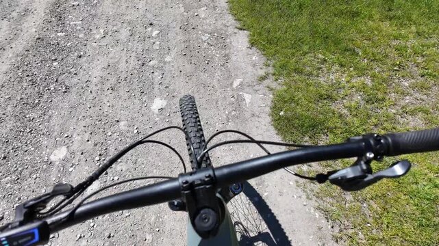 bici escursionismo mtb montagna e-bike trentino strada sterrata 