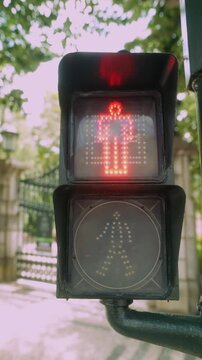 LED figure remains still as waiting continues for green light