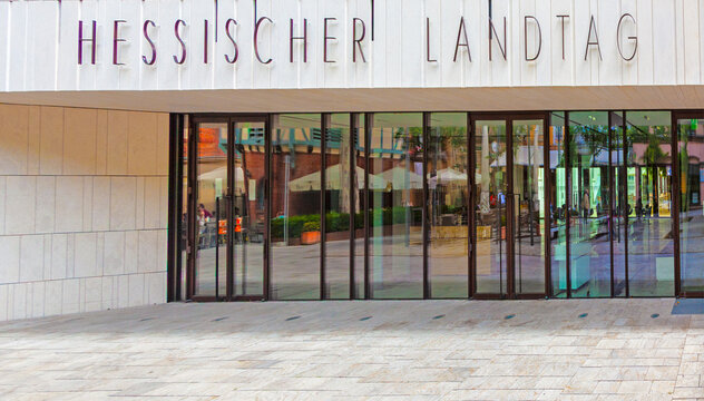 entrance to the landtag in Wiesbaden