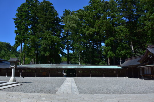 新潟県 弥彦村の彌彦神社（弥彦神社）