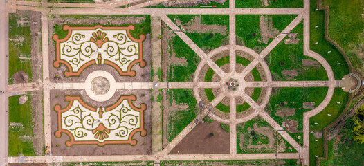 Obraz premium Kasteel Haar - Formal parterre garden nadir overhead aerial