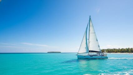 Fototapeta premium Sea Travel and Summer Boat Vacation on Blue Ocean