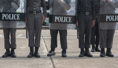 Obraz premium Riot police control the crowd training
