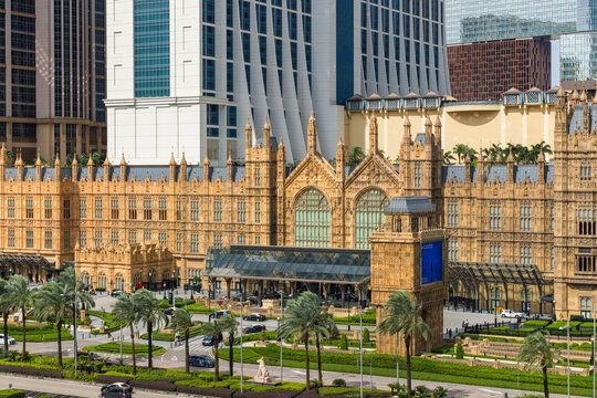 Exterior architecture of the londoner macao hotel facade