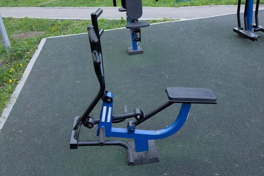 Ryder outdoor simulator for strength training in a public park.