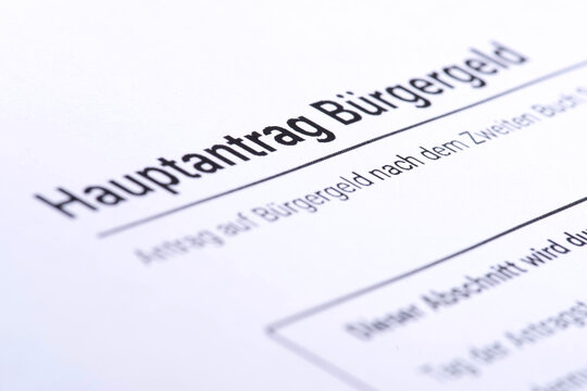 Nahaufnahme Antrag auf B&uuml;rgergeld beim Jobcenter