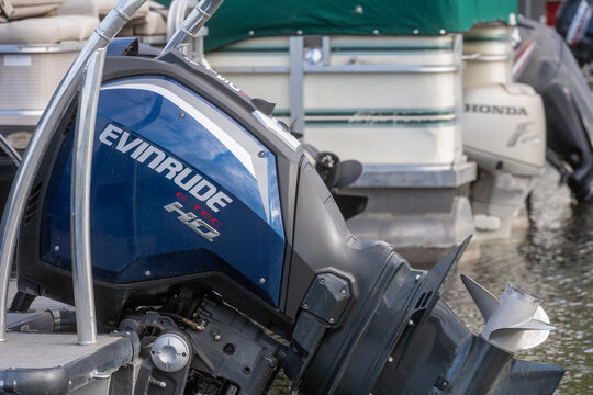 Evinrude and Honda Outboard Motors on Boats in Richmond, Minnesota