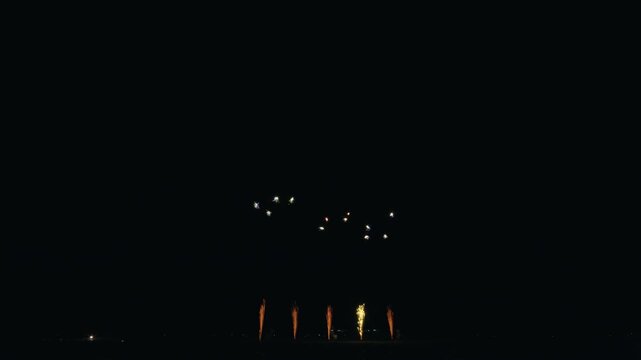 大曲の花火 秋の章 ワイドスターマイン Omagari Fireworks Festival: Autumn Chapter - Wide Star Mine