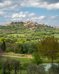 Fototapeta premium Panoramic view of the medieval village of Montepulciano, Tuscany, Italy