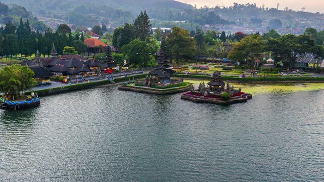 Scenic of pura ulun danu bratan temple in Bali, indonesia.