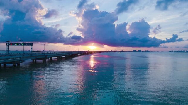 Puente Nichupt&eacute; Canc&uacute;n
