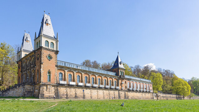 Ehemaliges Wasserwerk Saloppe in den Dresdener Elbauen