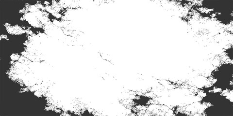 Obraz premium An abstract explosion of white powder or dust creates a dramatic visual effect against a dark background, evoking a sense of chaos or energy.