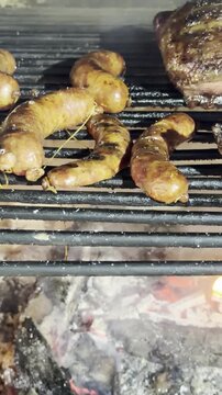 parrilla asado argentino, carnes, chorizzo,	
