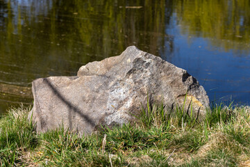 Large isolated boulder for landscape use in a community © Malisa Nicolau