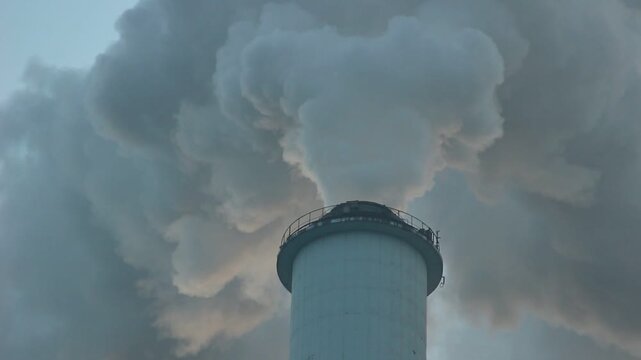 煙突 煙 朝日 工場 地球環境 SDGs 大気汚染 温暖化 工業地帯 背景素材