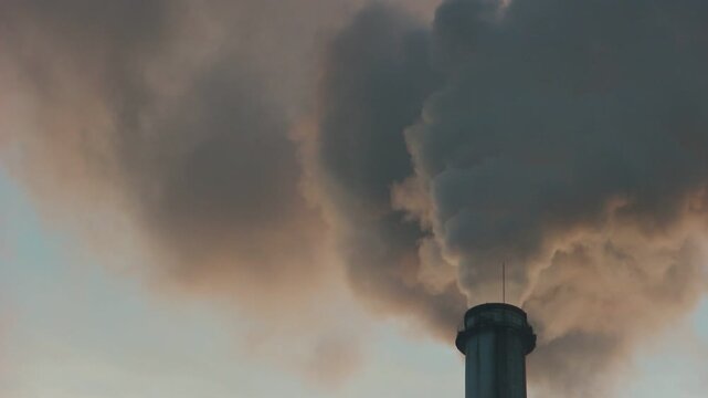 煙突 煙 朝日 工場 地球環境 SDGs 大気汚染 温暖化 工業地帯 背景素材