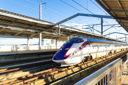 山形新幹線・E3系