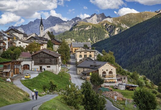 Village overview, mountain village Guarda, Inn valley, Lower Engadine, Engadine, Grisons, Switzerland