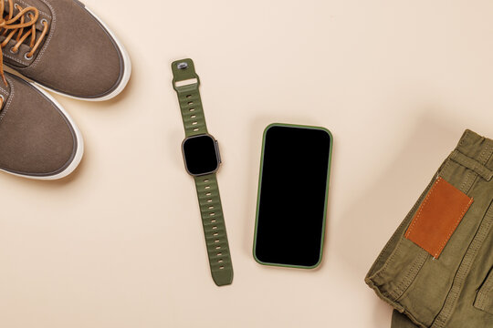 Safari clothing and gear with smartphone