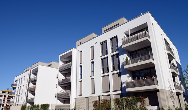 Germany, Duesseldorf, modern apartment house