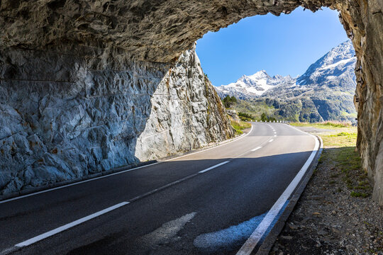Switzerland, Bernese Oberland, Susten Pass, Gadmertal, Mountain road