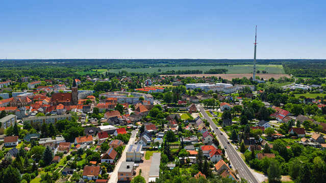 Blick auf Calau , der Stadt in der Lausitz wo die bekannten Kalauer Witze herstammen .