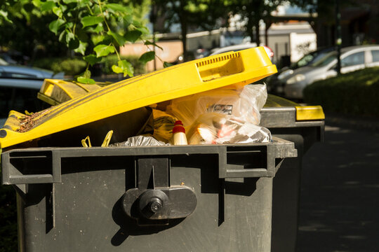 M&uuml;lltonnen aus Plastik