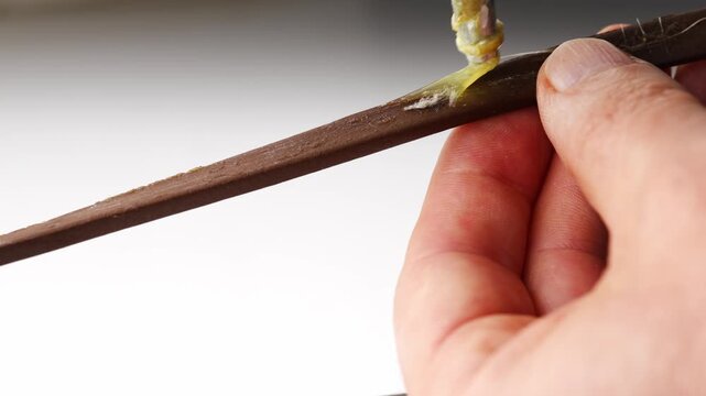 How to apply glue to a window seal easily and effectively