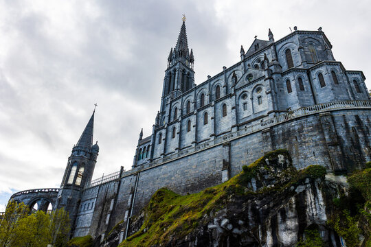 Basilica of the Immaculate Conception of Lourdes seen from the banks of the Gave de Pau