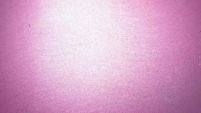 淡いミントグリーンのビンテージ風フィルムグレイン背景　フレアや汚れのエフェクト　オーバーレイにも