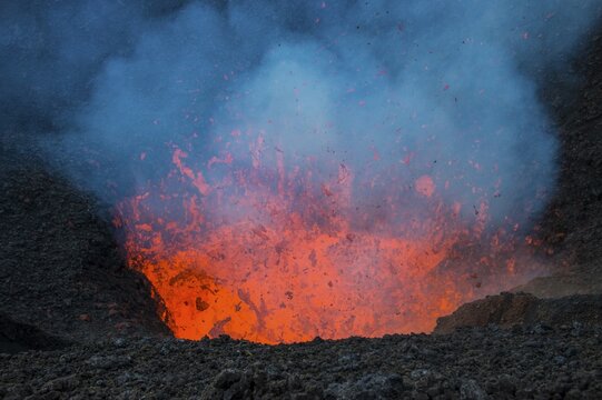 Active lava eruption on the Tolbachik volcano, Kamchatka, Russia