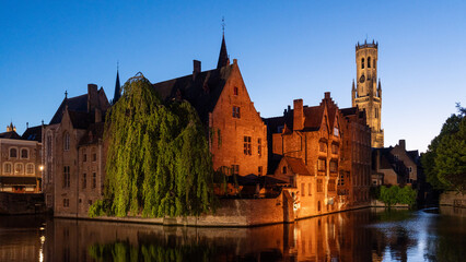 Obraz premium Evening Scenery of Bruges Canal